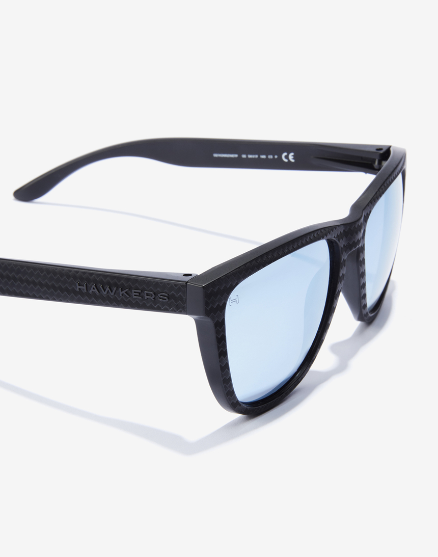 ONE RAW CARBON FIBER - POLARIZED BLUE CHROME - Imagen 5